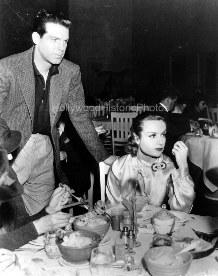 Fred MacMurray 1936 With Carole Lombard.jpg